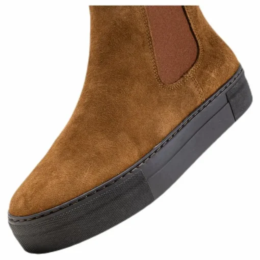 Amber Brown