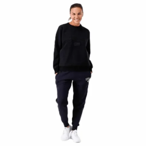 Betty Crew Black