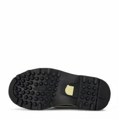 Caribou 011 Black