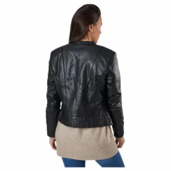 Diora Black