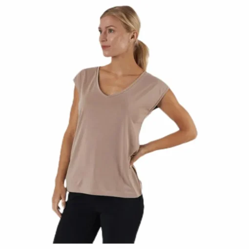Kamala Tee Beige