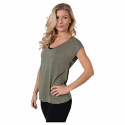 Kamala Tee Green