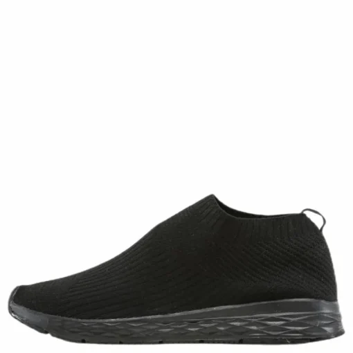 Nemi Black
