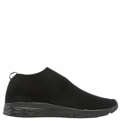 Nemi Black