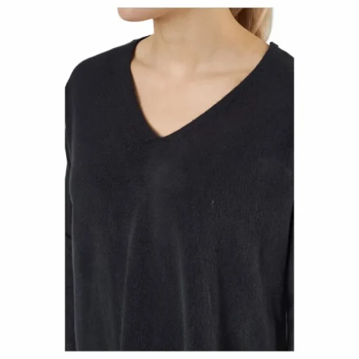 Onlamalia L/s V-neck Pullover Black