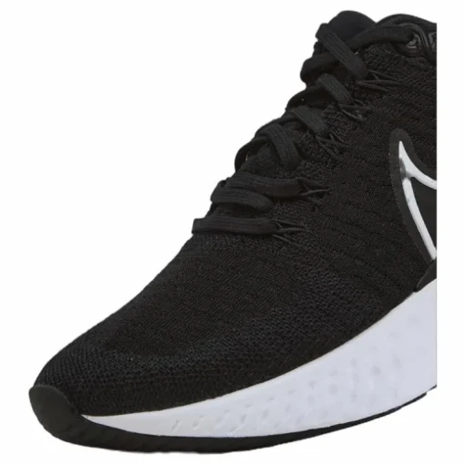 React Infinity Run Flyknit 2 White/Black
