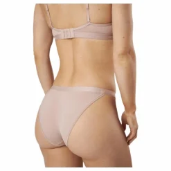 Tanga Cedar