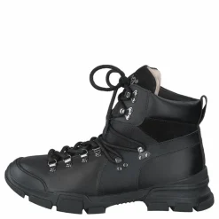 Tracking Boot Black