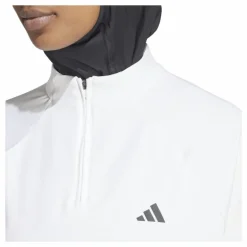 Train Essentials Minimal Branding 1/4-Zip Cover Up White